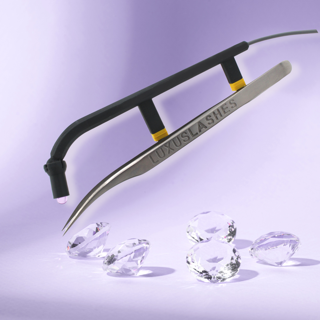 UV-Lichtsystem für die Wimpernverlängerung von LUXUSLASHES®